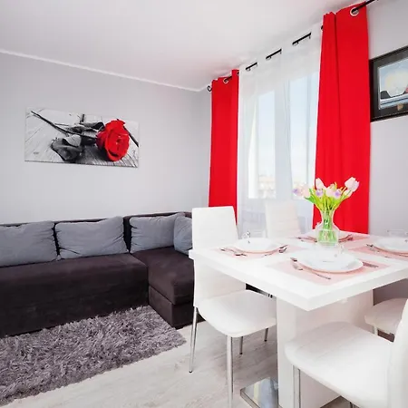 Apartment Bay By Renters Sopot